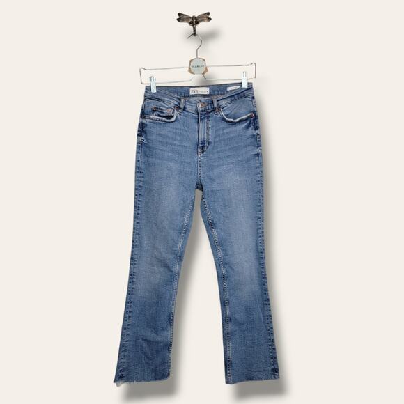 Zara High-Rise Cropped Bootcut Jean – Sky Blue / Size 4×26.5 - Picture 3 of 14
